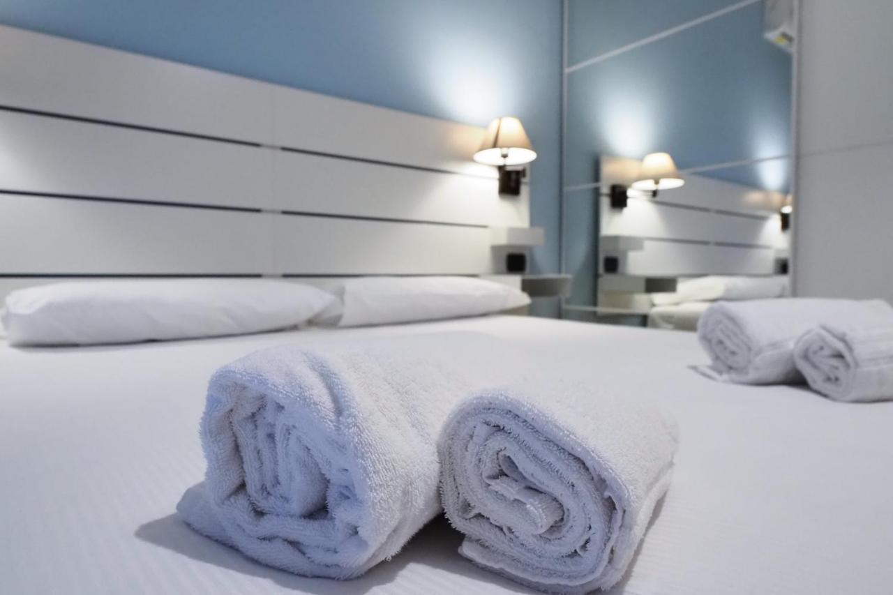 Primopiano - Via Pavia Apartman Milánó Kültér fotó
